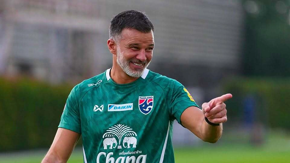 Tin yêu bóng đá: HLV Thái Lan: ‘Việt Nam sáng cửa vô địch ASEAN Cup 2026’
