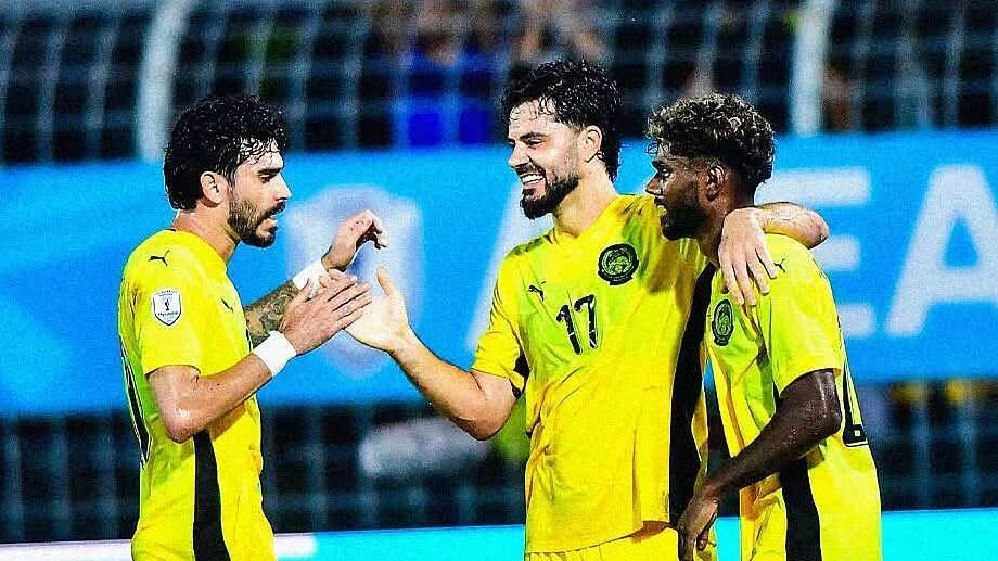 Tin hot: Malaysia vượt Thái Lan để dẫn đầu bảng B ASEAN Cup