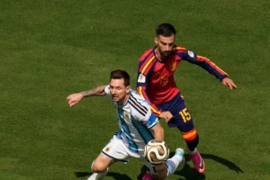 Vũ khí giúp Tây Ban Nha khiến Argentina không có bóng để chơi