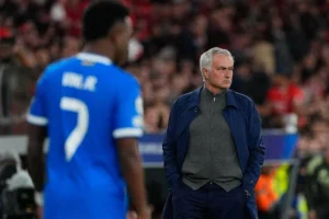 Tin bóng đá hôm nay: Real bước vào kỷ nguyên thứ hai của Mourinho