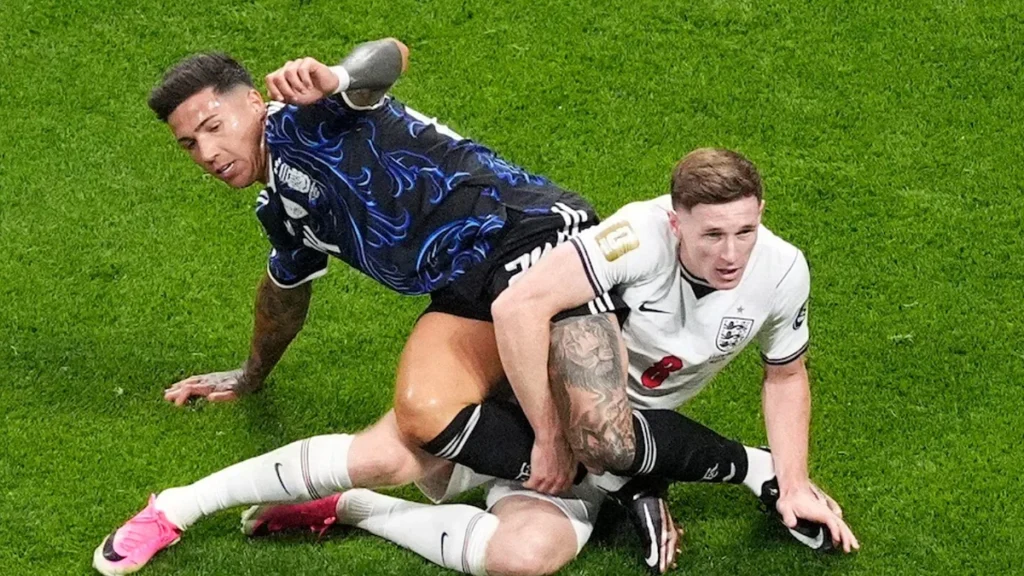 Tin yêu bóng đá: Báo Anh liệt kê 31 chiêu trò của Argentina ở bán kết World Cup
