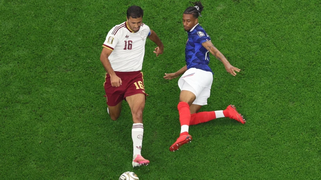 Tin yêu bóng đá: Phiên bản đỉnh cao của Rodri đấu Messi ở chung kết World Cup