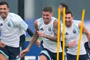 De Paul: ‘Nụ cười của Argentina làm phiền một số người’