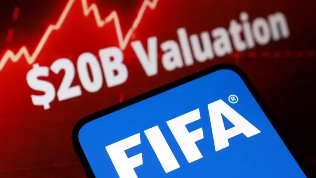 FIFA không lùi bước trước tối hậu thư của UEFA