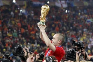 Iniesta: ‘Không thể vô địch World Cup nhờ một người’