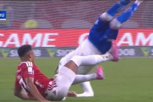 Tin hay: Brazil ra án chưa từng có với cầu thủ đá gãy chân đối phương