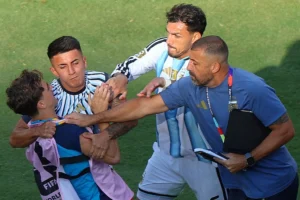 FIFA điều tra Argentina vụ ẩu đả ở chung kết World Cup 2026