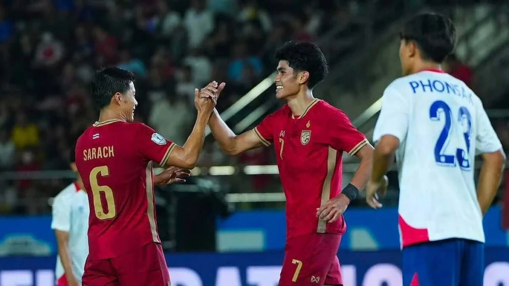 Tin bóng đá hôm nay: Thái Lan thắng đậm Lào ở lượt đầu ASEAN Cup