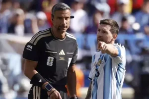 Tin yêu bóng đá: Trọng tài chung kết World Cup: ‘Messi đã hành xử đúng mực’