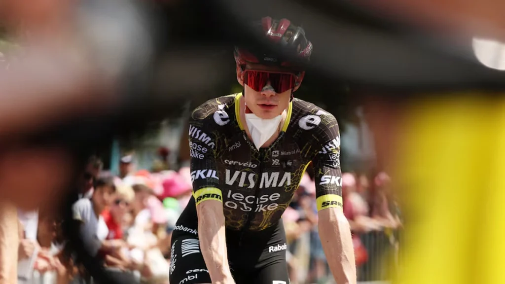 Tin yêu bóng đá: Cuộc kiểm tra doping lúc rạng sáng gây tranh cãi ở Tour de France