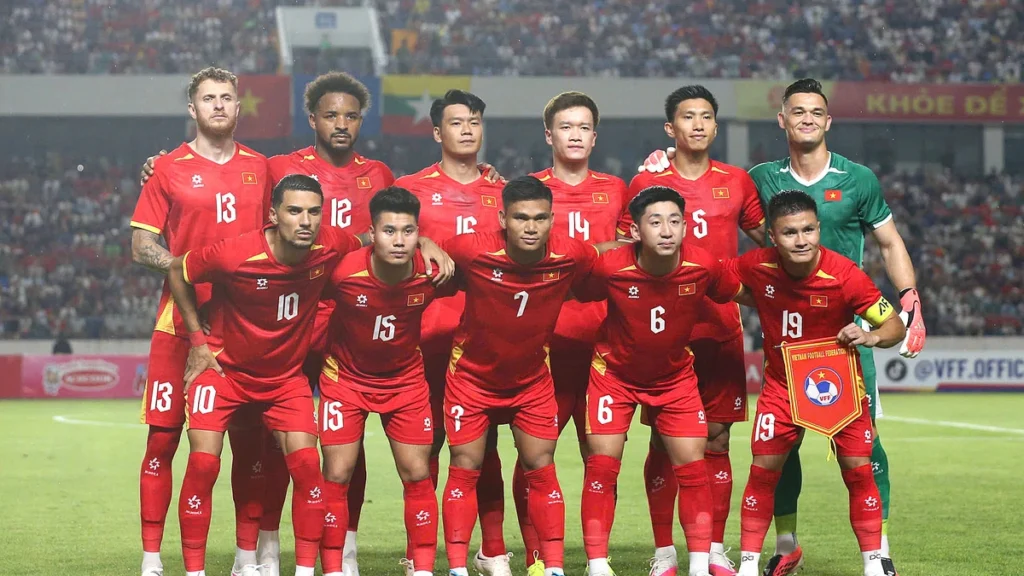 Tin bóng đá mới nhất: ‘Đội tuyển Việt Nam đang có chiều sâu tốt nhất lịch sử’