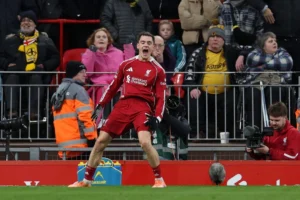 Carragher: Ngoại hạng Anh đối mặt nguy cơ chảy máu siêu sao nếu Wirtz thất bại