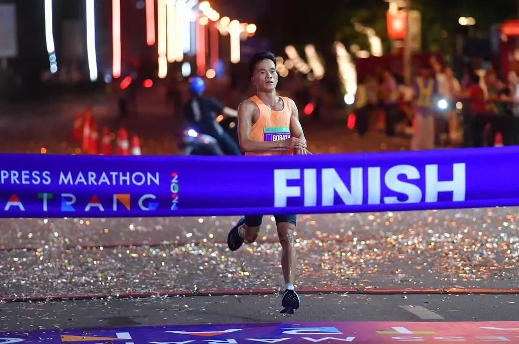Pham Ngoc Phan Huong Toi Muc Tieu Hat-Trick Vo Dich Tai VnExpress Marathon Vung Tau 2026