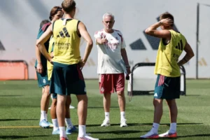 Mourinho siết kỷ luật ở Real Madrid