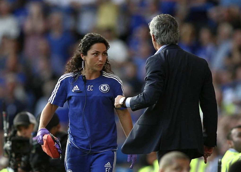 Cựu bác sĩ Chelsea chỉ trích Mourinho 11 năm sau vụ tranh cãi