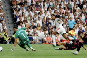 Real Madrid duy trì mạch chiến thắng hoàn hảo dưới thời HLV Jose Mourinho tại La Liga