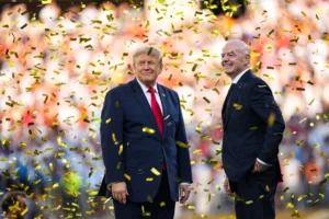Báo Anh: ‘Ông Trump sẽ tìm cách giúp Chủ tịch FIFA tại vị’
