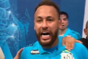 Neymar bị gọi là ‘gã đê tiện’