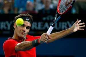 Roger Federer lý giải nguyên nhân cú trái một tay mai một trong quần vợt hiện đại