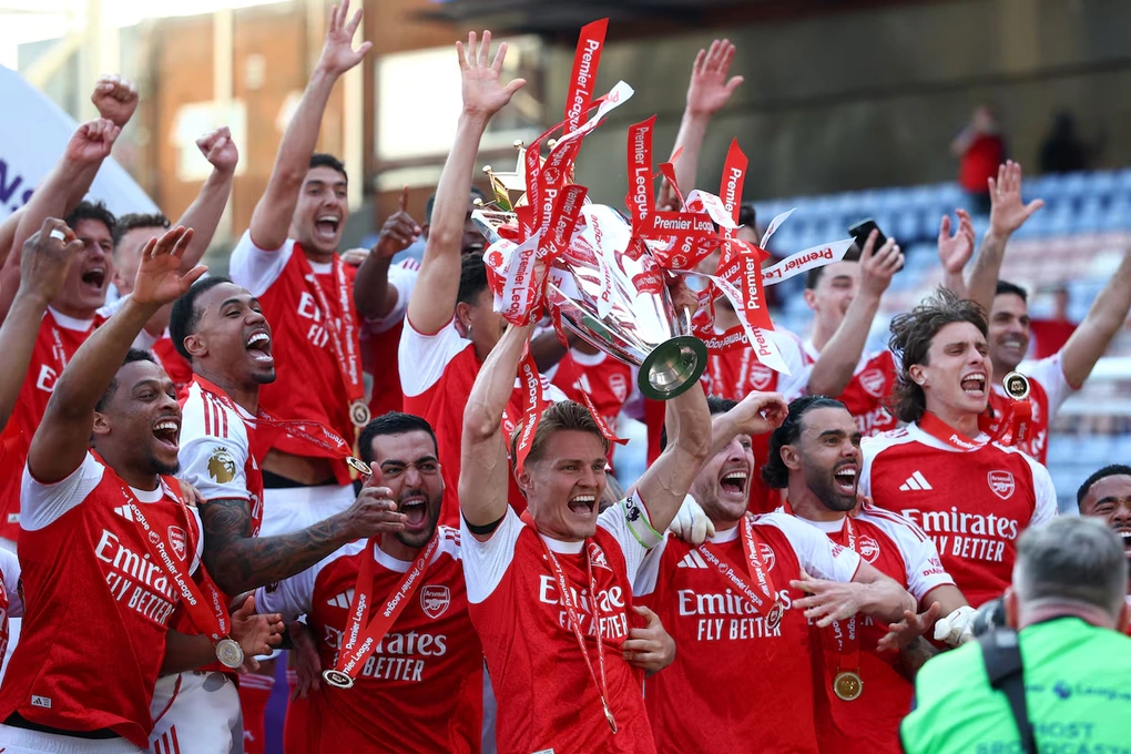 Mikel Arteta và hành trình không ngừng tiến hóa cùng Arsenal tại Ngoại hạng Anh