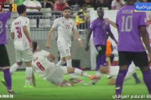 Cầu thủ Simon Amin gãy chân nặng sau va chạm kinh hoàng với đồng đội tại giải Iraq