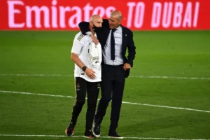 Ban huấn luyện 22 người của Zidane ở đội tuyển Pháp