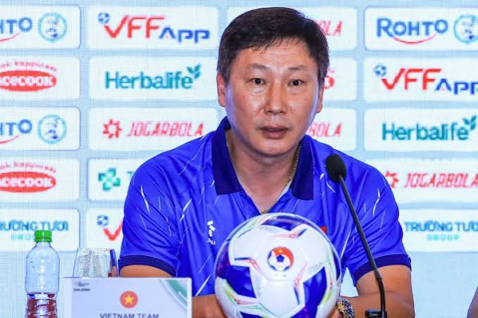 Việt Nam đấu Malaysia, HLV Kim Sang-sik cần gì để chiếm lợi thế ở bán kết?