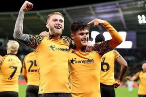 Hull City 2-0 Manchester United: 72% kiểm soát bóng và thất bại phơi bày vấn đề của Quỷ đỏ