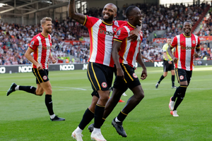 Brentford 3-0 Tottenham: Hơn 300 triệu bảng đã đi đâu?