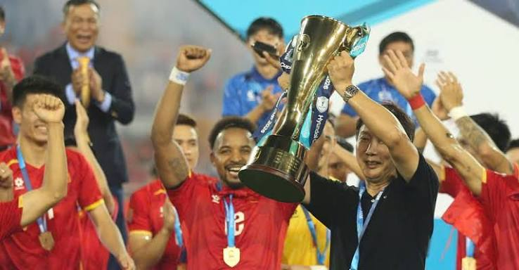 Sau chức vô địch ASEAN Cup, tuyển Việt Nam phải thay đổi gì trước khi tái đấu Thái Lan?