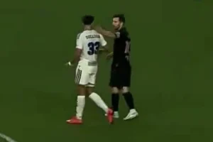 Lionel Messi đối mặt nguy cơ bị kỷ luật vì hành động với cầu thủ 16 tuổi ở MLS