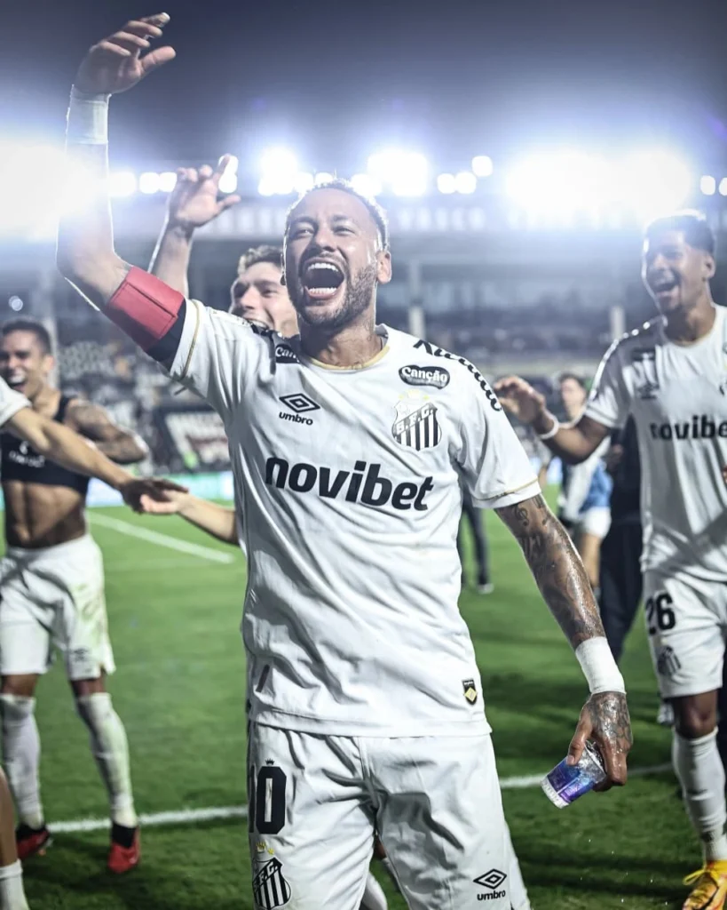 Neymar lần đầu chịu ảnh hưởng từ luật chống câu giờ mới tại giải Brazil
