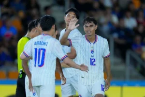 Thái Lan vượt Trung Quốc trên bảng thứ tự FIFA