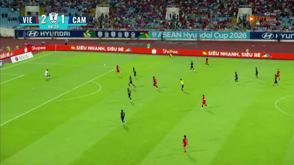 Đình Bắc giúp Việt Nam hạ Campuchia ở ASEAN Cup
