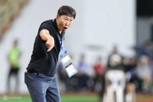 Việt Nam thắng Thái Lan 2-0 nhờ dấu ấn chiến thuật của HLV Kim Sang-sik