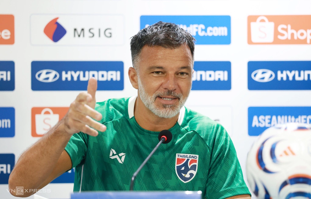 HLV Thái Lan ủng hộ Việt Nam sử dụng cầu thủ nhập tịch gốc Brazil trước chung kết ASEAN Cup 2026