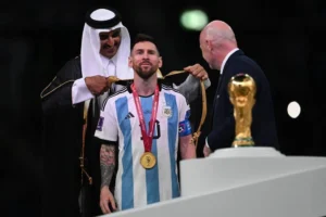 Nhìn lại khoảnh khắc Lionel Messi suýt từ giã đội tuyển Argentina và thập niên vàng rực rỡ