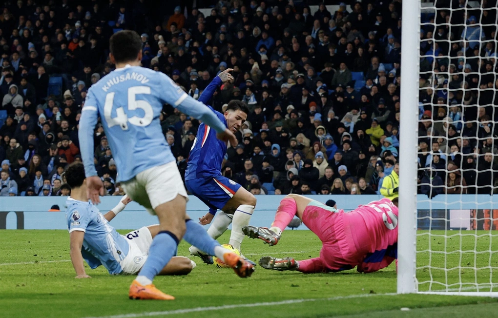 Man City chiêu mộ thành công Enzo Fernandez từ Chelsea với giá kỷ lục 169 triệu USD