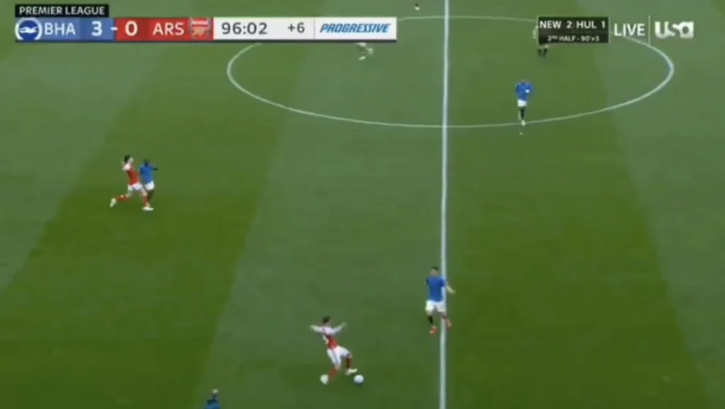 Tranh cãi việc Declan Rice thoát thẻ đỏ trong trận thua của Arsenal trước Brighton