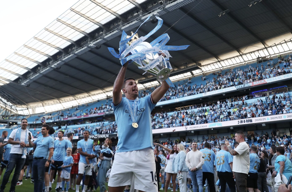 Rodri tin tưởng Man City vô tội và khẳng định không ai tước được danh hiệu