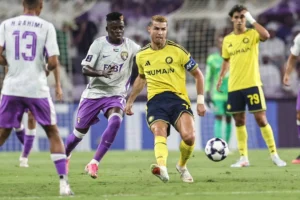CLB UAE chế nhạo Ronaldo vấp cỏ sau trận Al Nassr thua đậm AFC Champions League