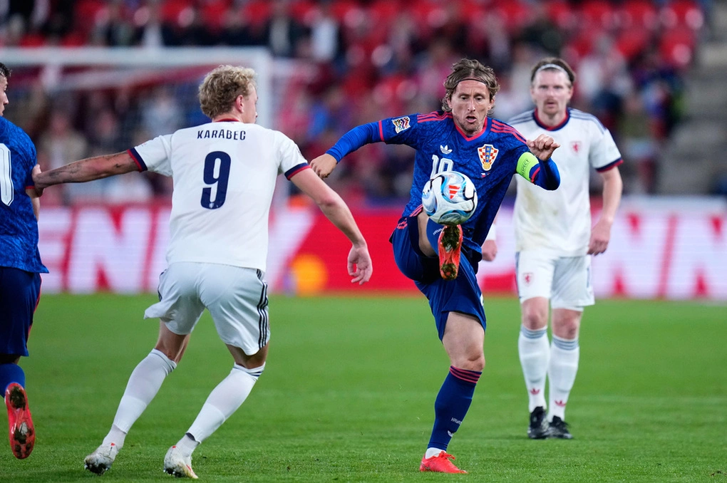 Luka Modric lập kỷ lục ghi bàn lịch sử ở tuổi 41 cho tuyển Croatia