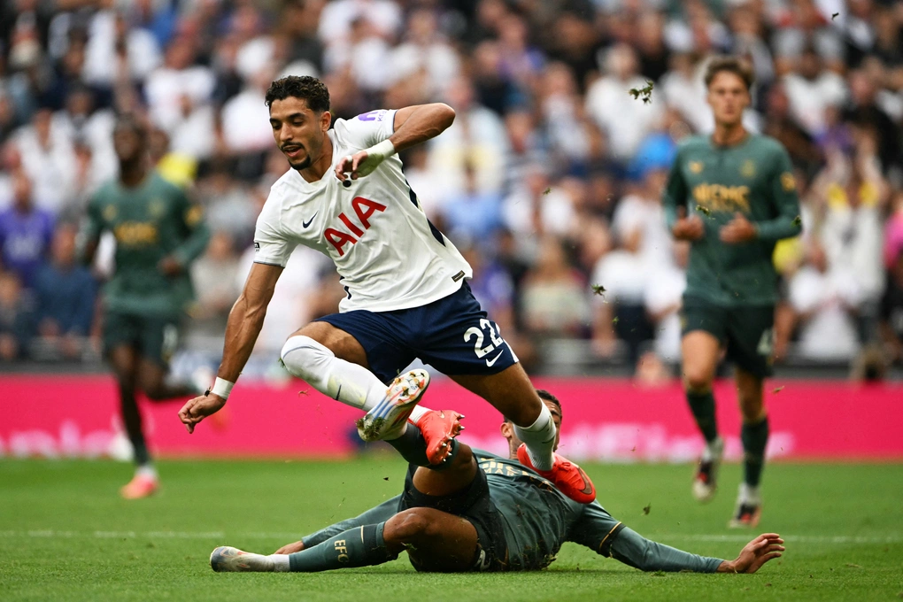 Tottenham hòa Everton 0-0: Kéo dài chuỗi trận tịt ngòi tại Ngoại hạng Anh