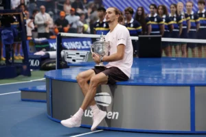 Zverev nhiều cơ hội soán ngôi số một của Sinner