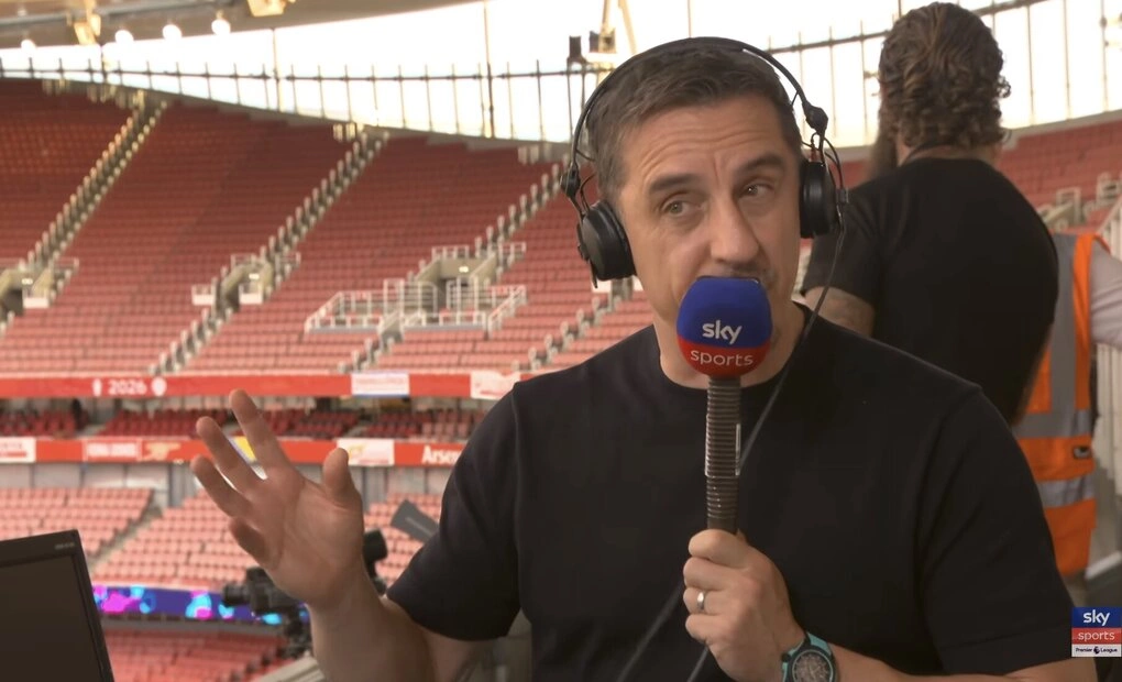 Gary Neville lo ngại điểm yếu hàng thủ khiến Man Utd dễ bị chọc thủng lưới