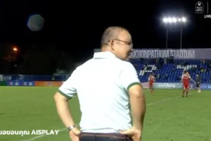 HLV Park Hang-seo gay tranh cãi với phát ngôn về bóng đá Thái Lan và Việt Nam