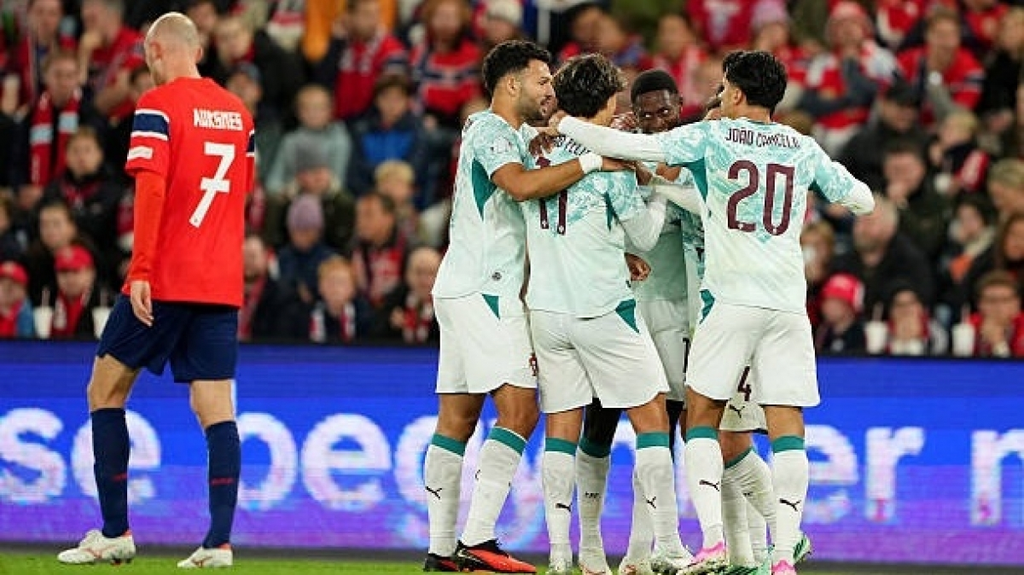 Ronaldo vs Haaland: Cuộc đối đầu hai thế hệ, Haaland ghi bàn nhưng Bồ Đào Nha thắng Na Uy 2-1