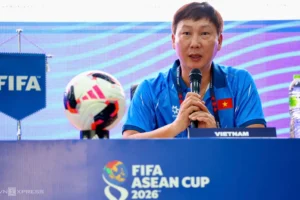 HLV Kim Sang-sik: Tuyển Việt Nam đặt mục tiêu chơi tấn công nhiều hơn tại FIFA ASEAN Cup 2026