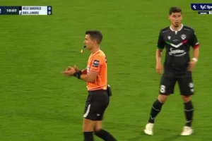 Bóng đá Argentina vinh danh Lionel Messi ở phút thứ 10 trong mọi trận đấu quốc nội