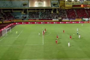 Tranh cãi trọng tài, Công an Hà Nội thắng nhọc nhằn ngày ra quân V-League